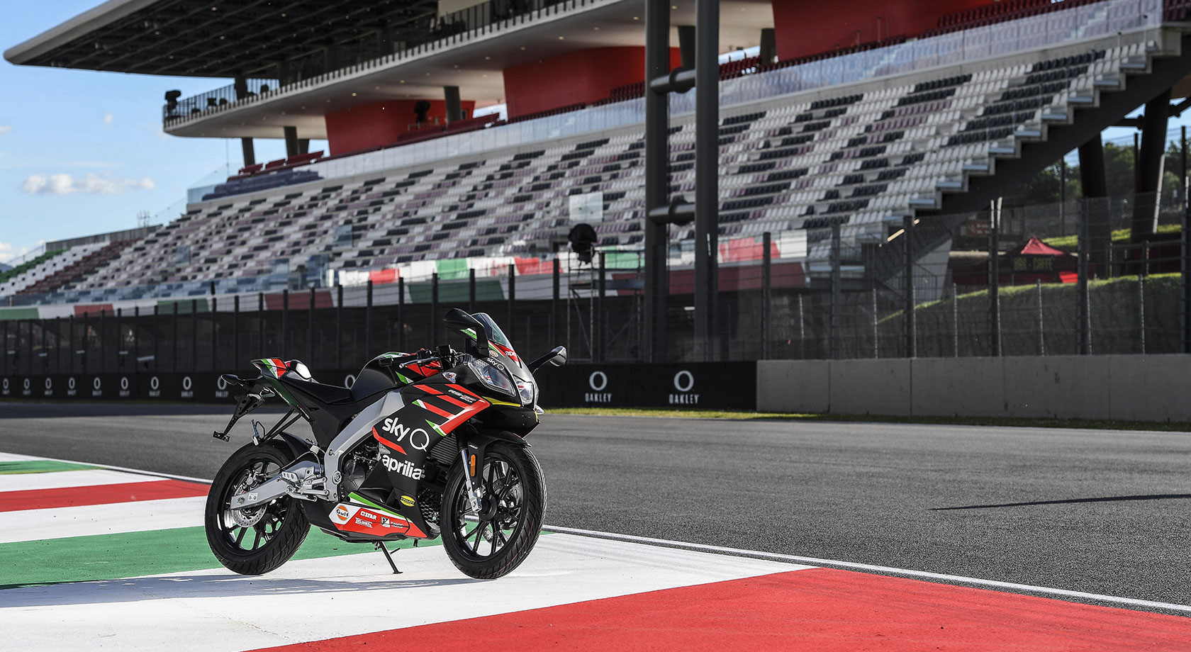 Rs125 Replica Gallery Desktop 2