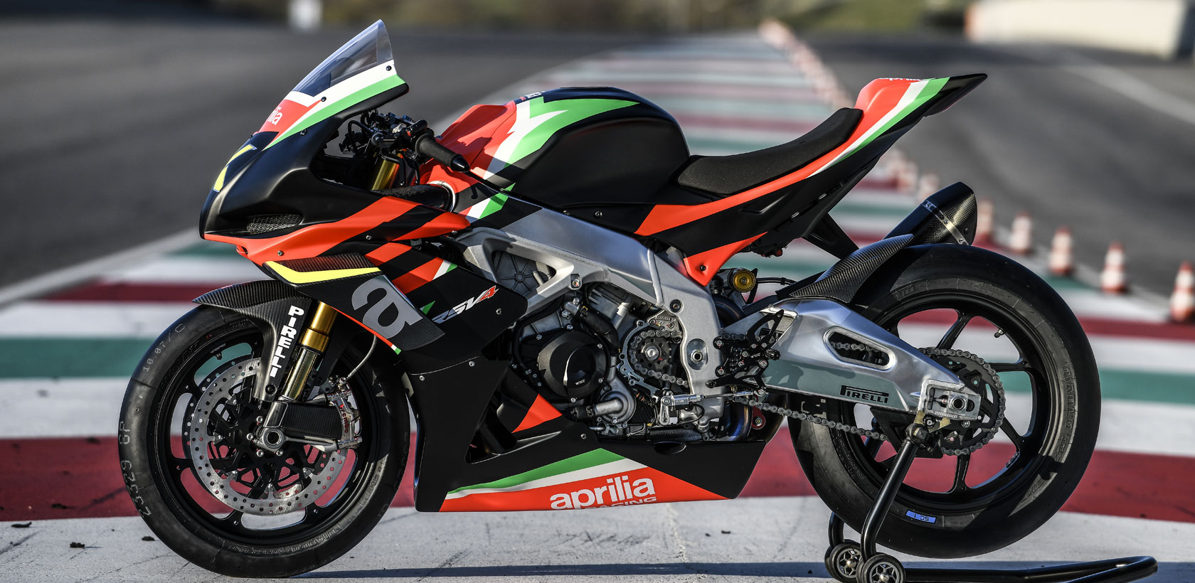 Gallery Rsv4x 4
