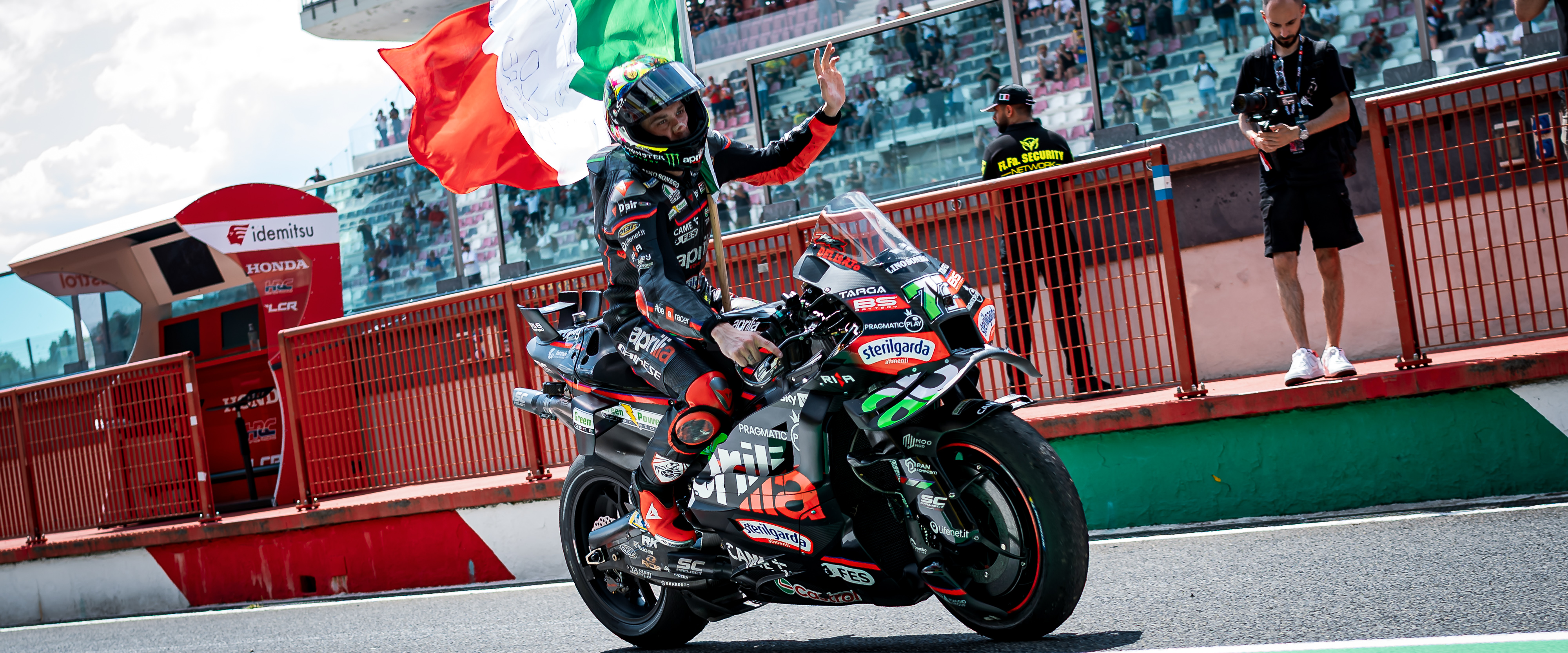 Mugello Sprint Race에서 Aprilia Racing을위한 최우수 6 개 • 총 오토바이
