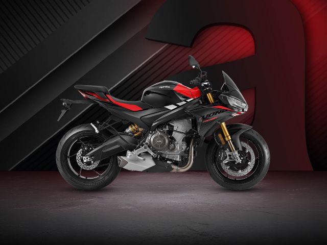 aprilia-tuono-660-promo-card-m-1200x900_clean.jpg