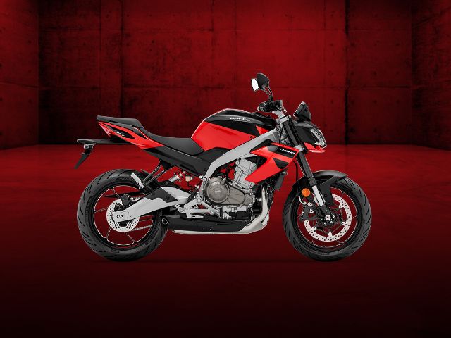 aprilia-tuono-457-promo-card-m-1200x900.jpg